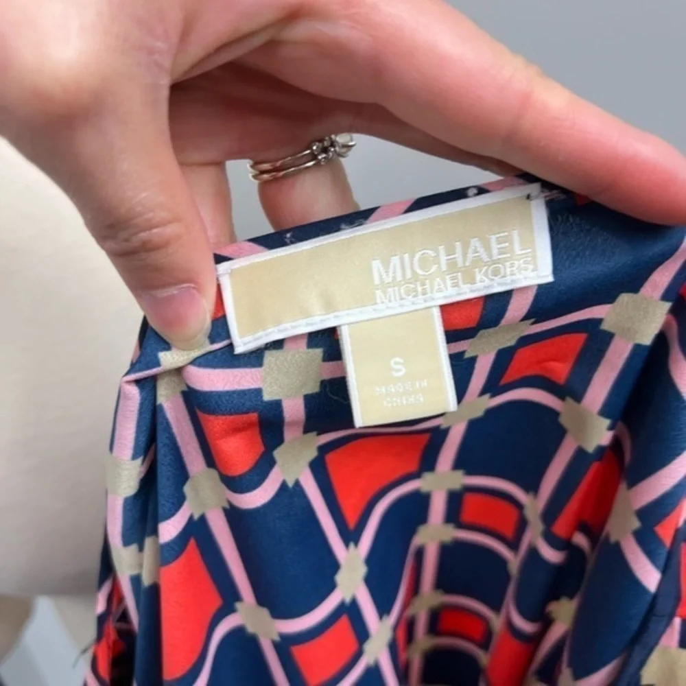Michael Kors size lightly